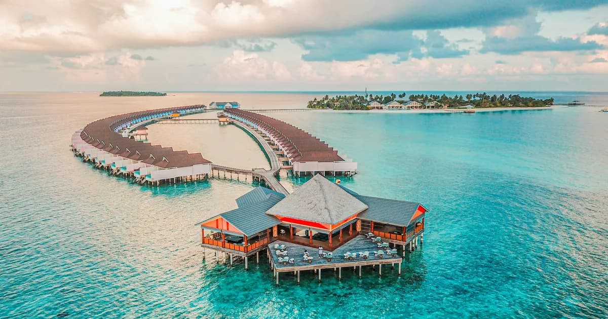 AI Chatbot for Honeymoon Resorts (2026 Guide)
