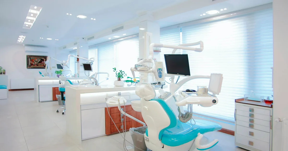 10 AI Chatbot Use Cases for Dental Clinics in 2026