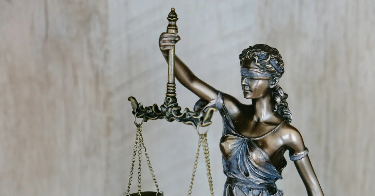 How Law Firms Lose Cases on After-Hours Inquiries