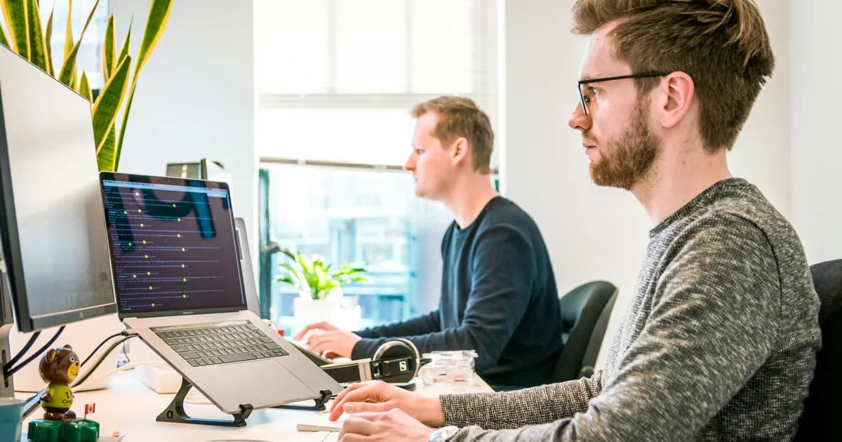 100+ AI Chatbot Templates for Customer Service (By Industry)